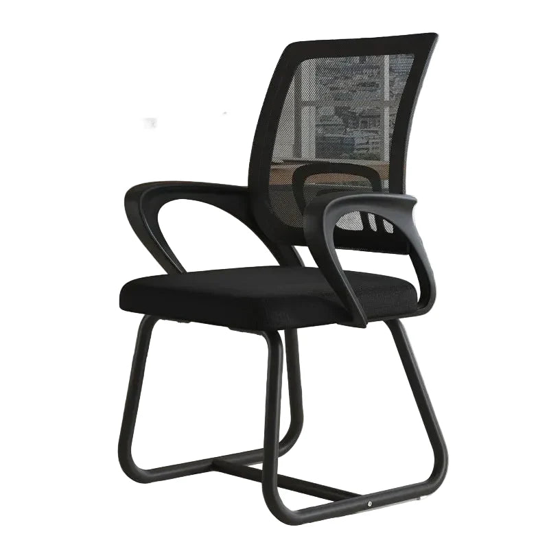 Bürostuhl mit Netzbezug und hoher Rückenlehne – Drehstuhl mit festen Armlehnen und Kopfstütze